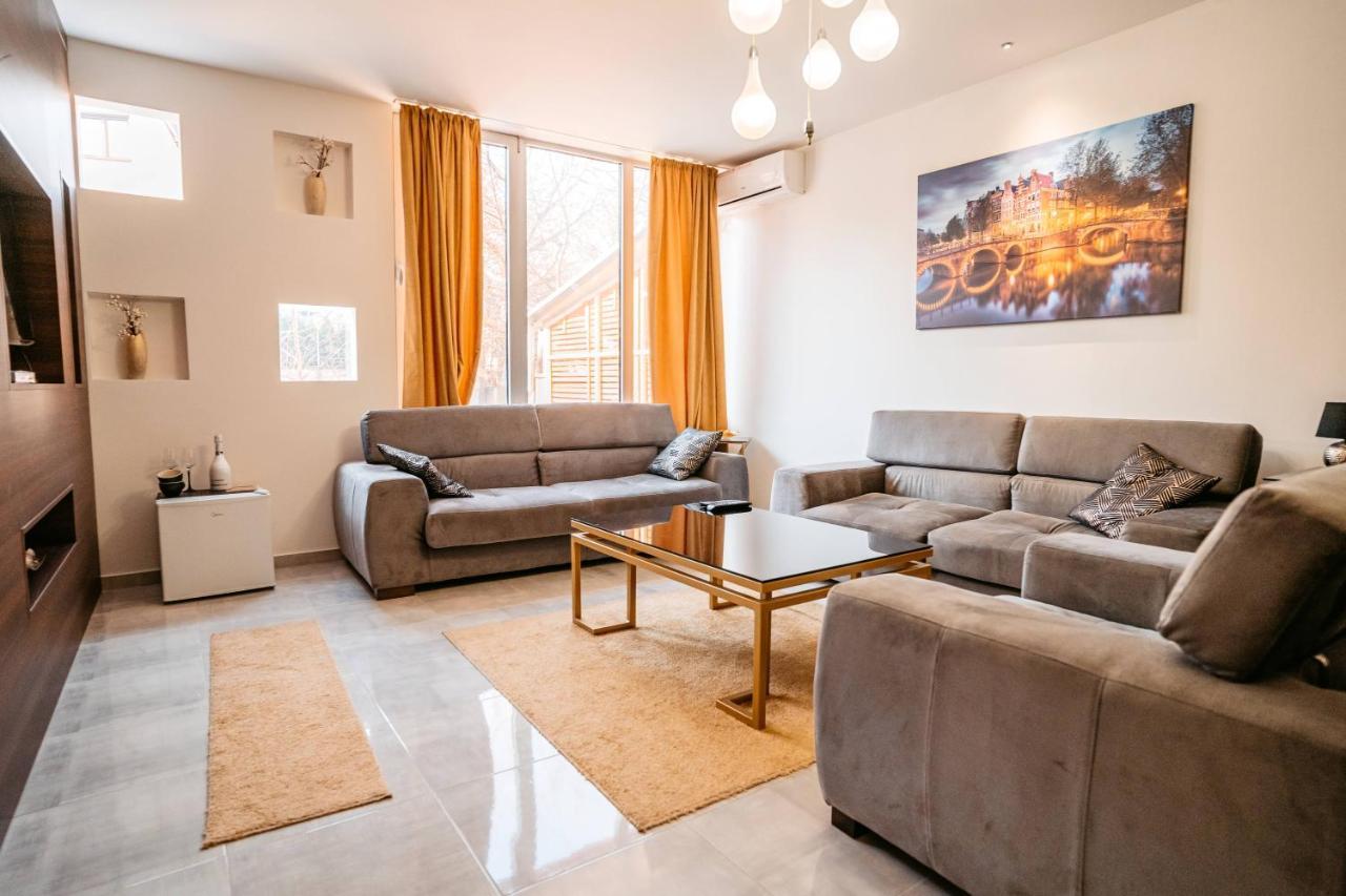 Magico Rooms & Apartments Ni Extérieur photo